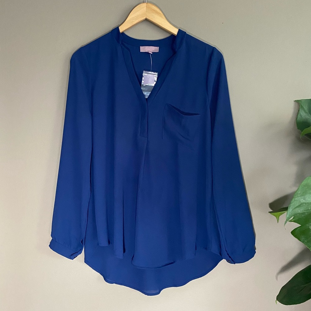 NWT Harper blue blouse w/ front pocket - M